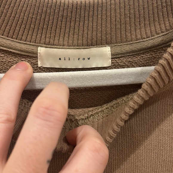 Neutral lightweight pullover - Picture 3 of 5